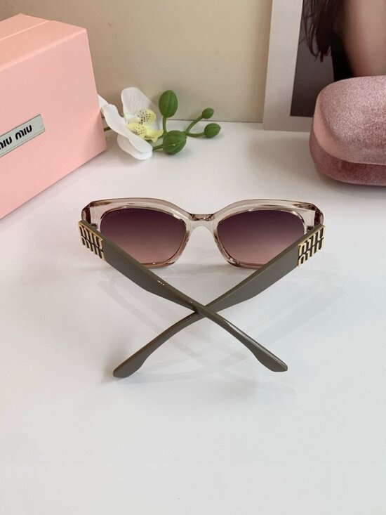 ✅NWT Authentic  MIU MIU Sunglasses